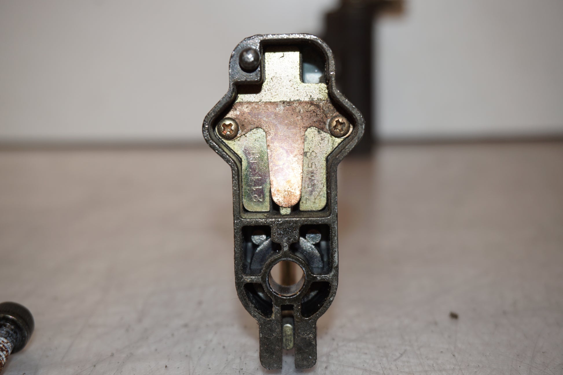 Extrabild5 på Låssats från en Kawasaki ZZR 1100 -1998 motorcykel.