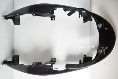 Framsidan på Bakvinge från en Honda XL 1000 V -2008 motorcykel.