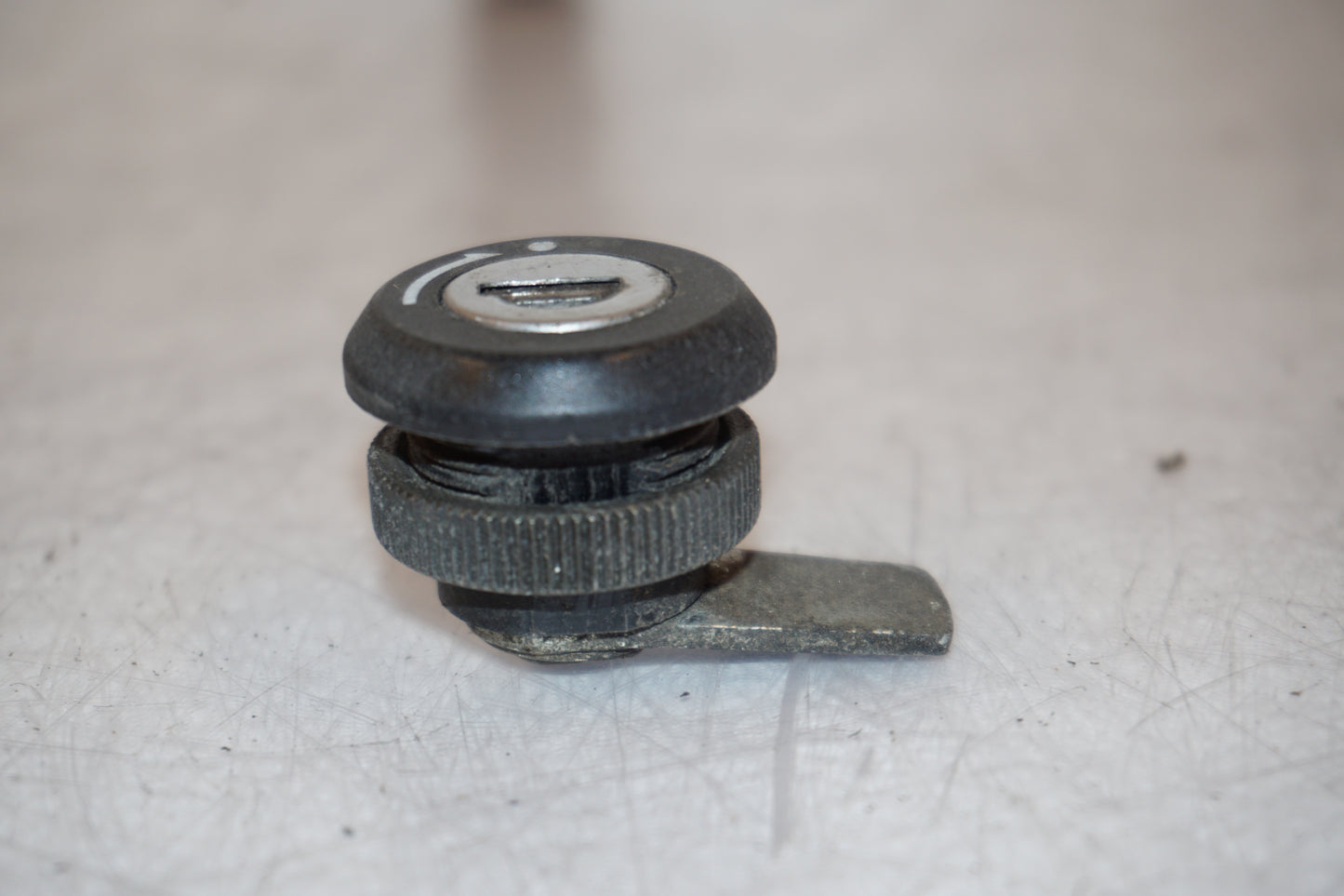 Extrabilder på Låssats från en Kawasaki ZZR 1100 -1998 motorcykel.