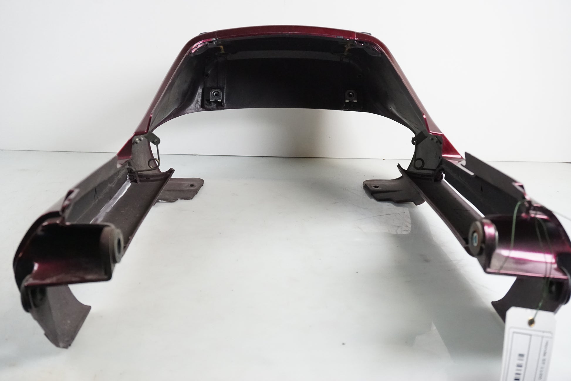 Höger sida på Bakvinge från en Honda ST 1100 -1998 motorcykel.