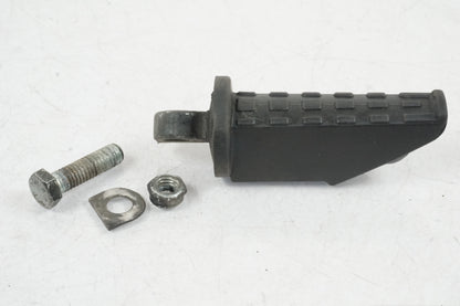 Framsidan på Fotpinne från en Buell X1 Lightning -2002 motorcykel.