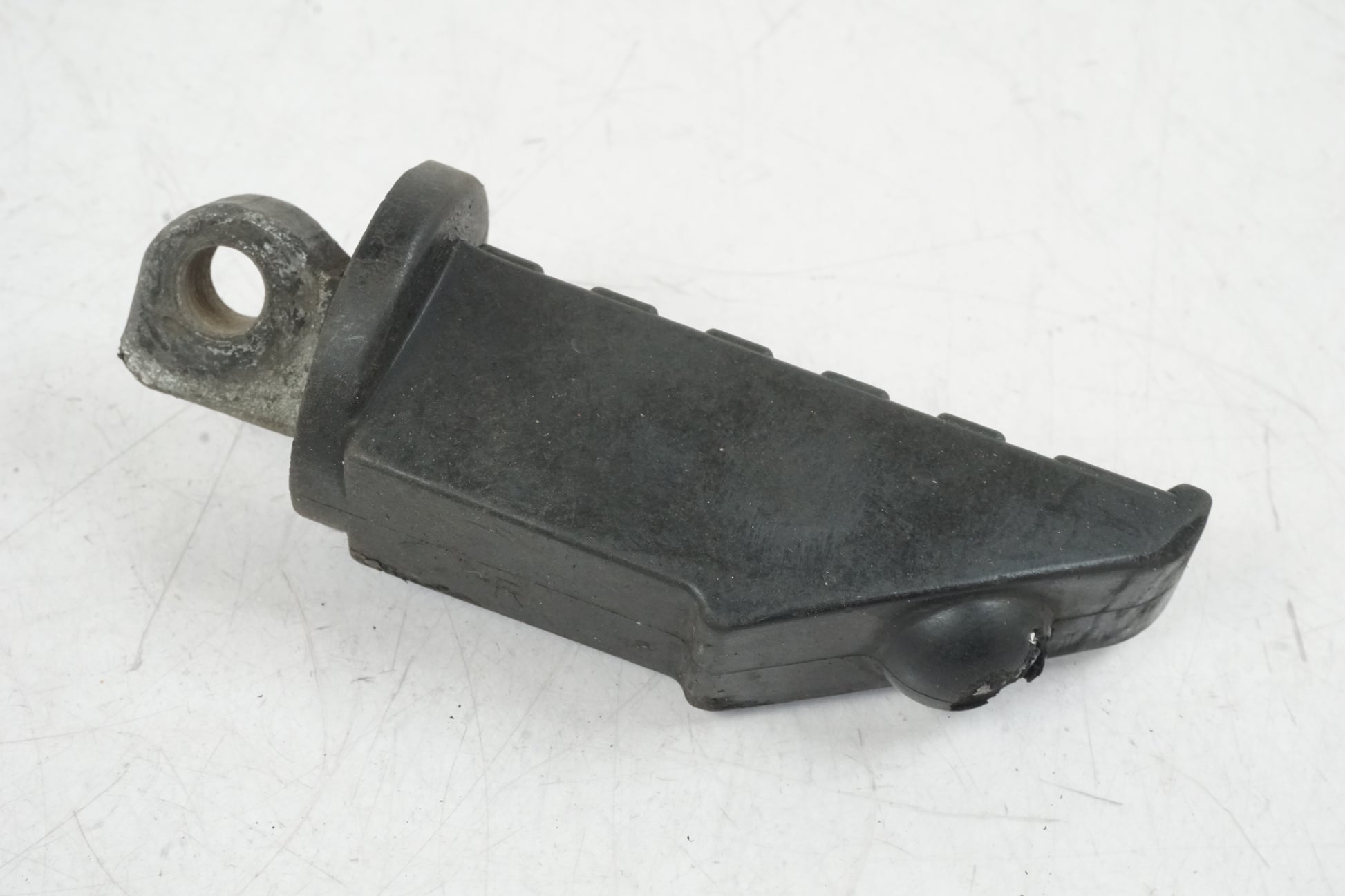 Höger sida på Fotpinne från en Buell X1 Lightning -2002 motorcykel.