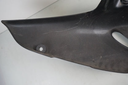Höger sida på Bakvinge från en Honda CBR 900 RR -1997 motorcykel.