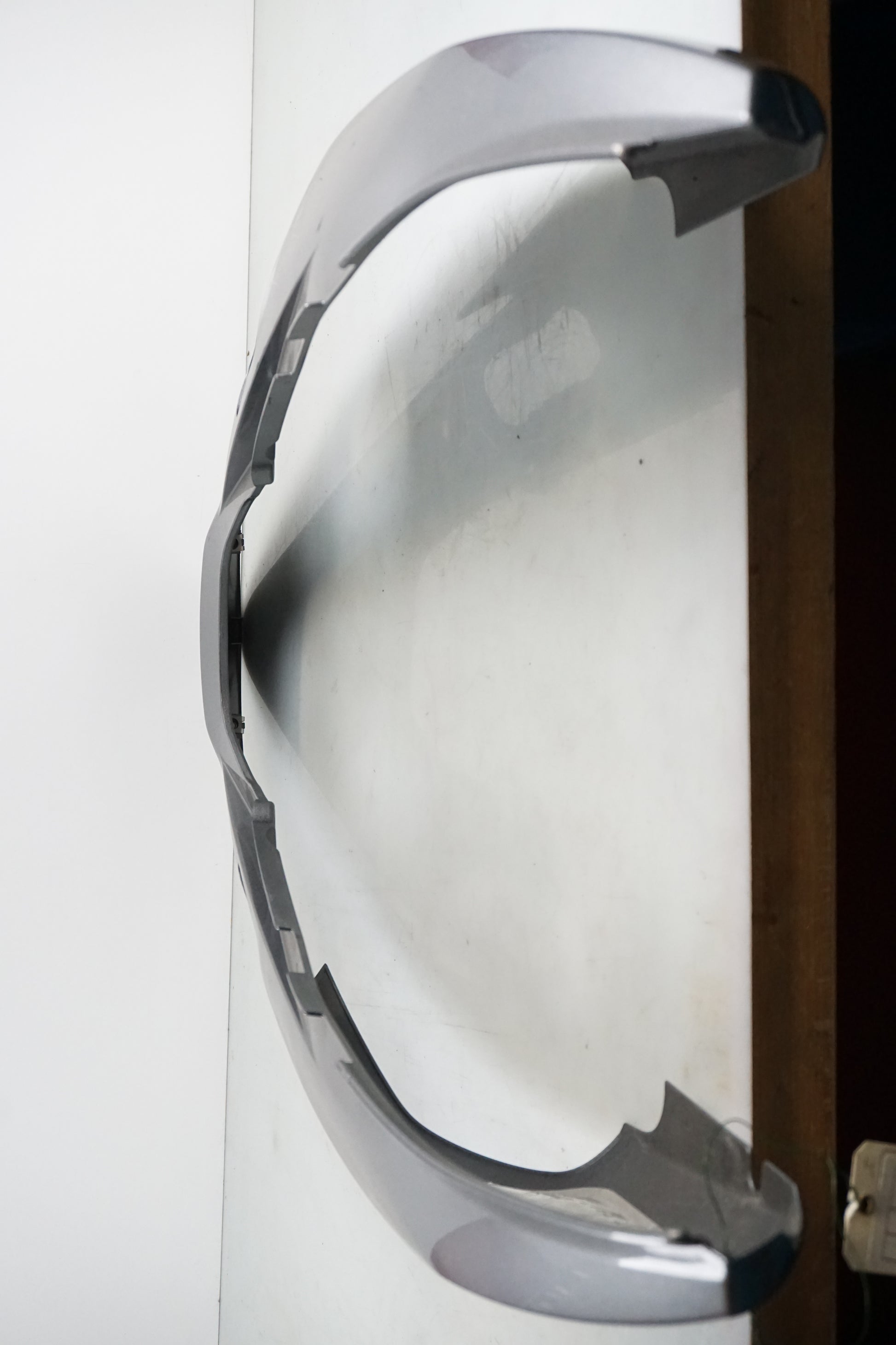 Baksidan på Bakvinge från en Honda VFR 800 -2008 motorcykel.