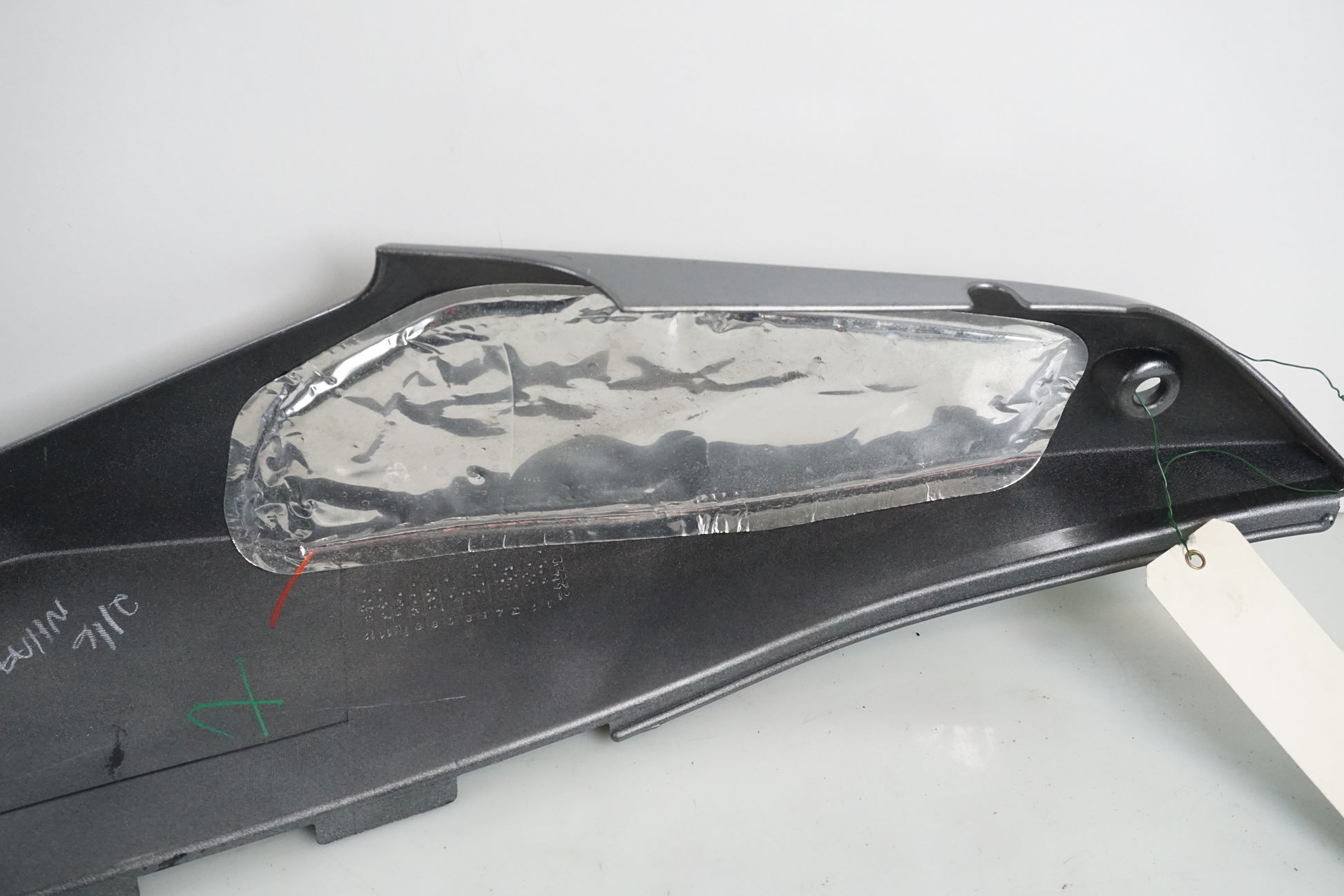 Extrabild3 på Bakvinge från en Honda VFR 800 -2008 motorcykel.