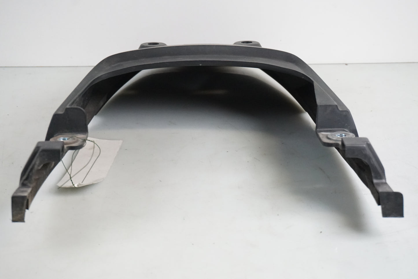 Vänster sida på Bakvinge från en Honda XL 650 V -2004 motorcykel.