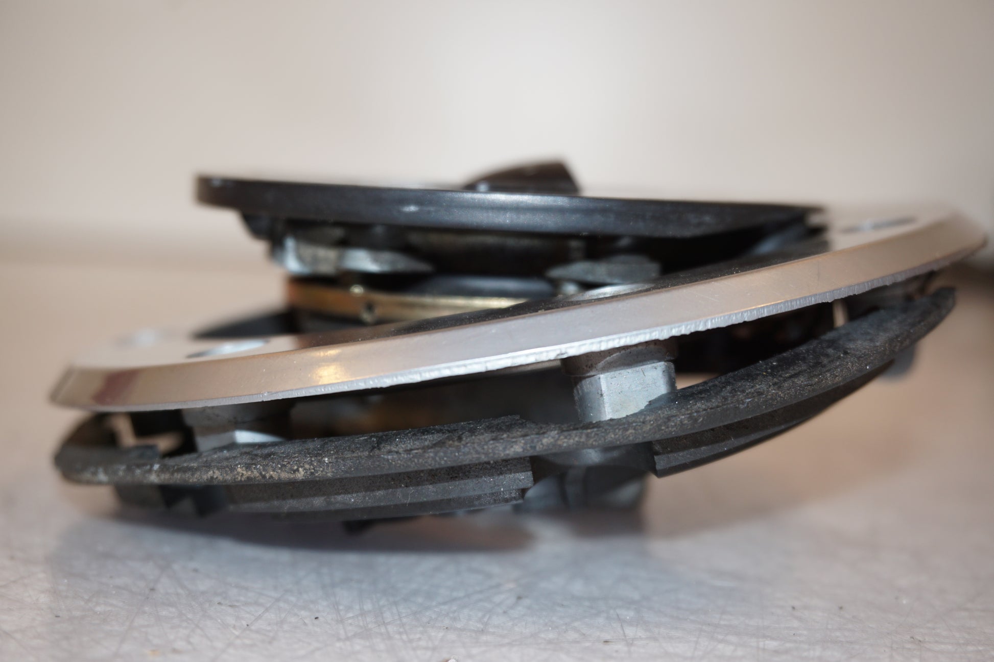 Extrabild1 på Låssats från en Kawasaki ZZR 1100 -1994 motorcykel.