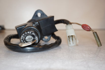 Extrabilder på Låssats från en Kawasaki ZZR 1100 -1994 motorcykel.