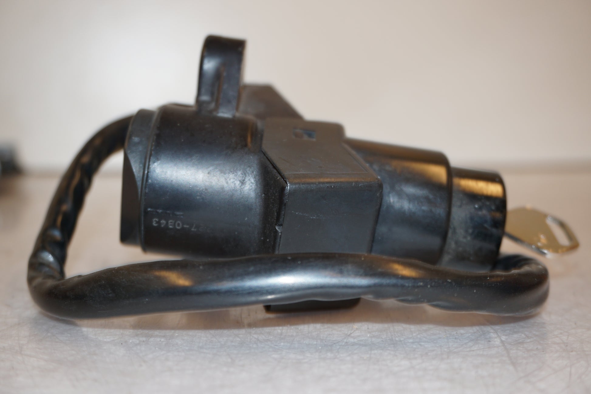 Extrabilder på Låssats från en Kawasaki ZZR 1100 -1994 motorcykel.