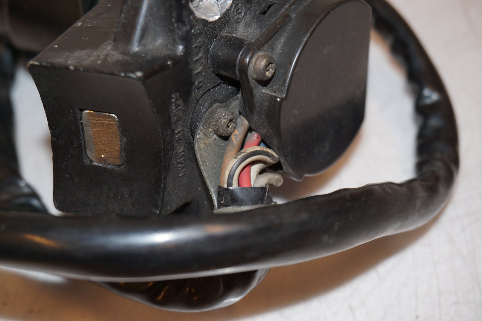 Extrabilder på Låssats från en Kawasaki ZZR 1100 -1994 motorcykel.