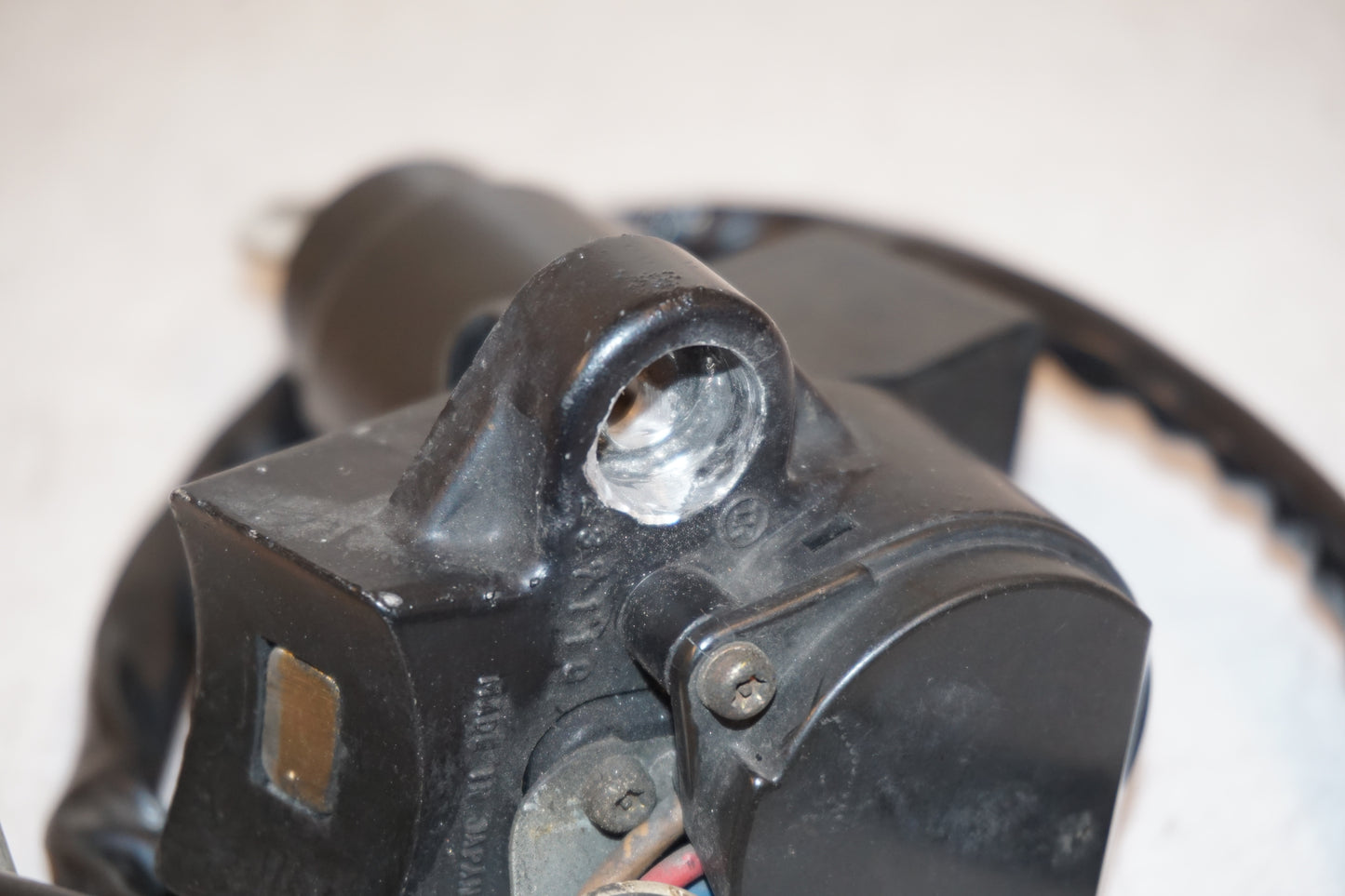 Extrabilder på Låssats från en Kawasaki ZZR 1100 -1994 motorcykel.