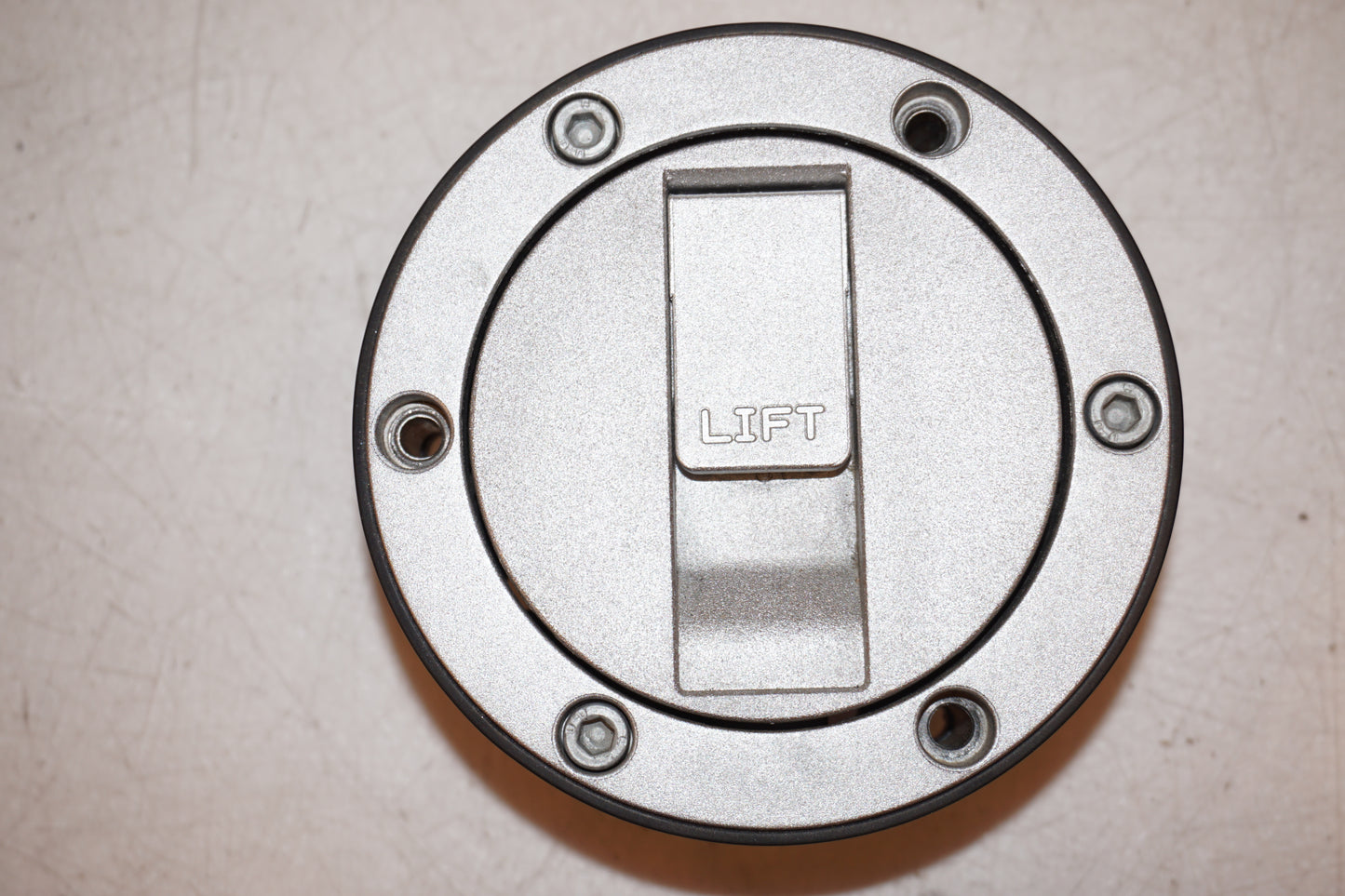 Extrabild2 på Låssats från en KTM 990 Adventure -2007 motorcykel.