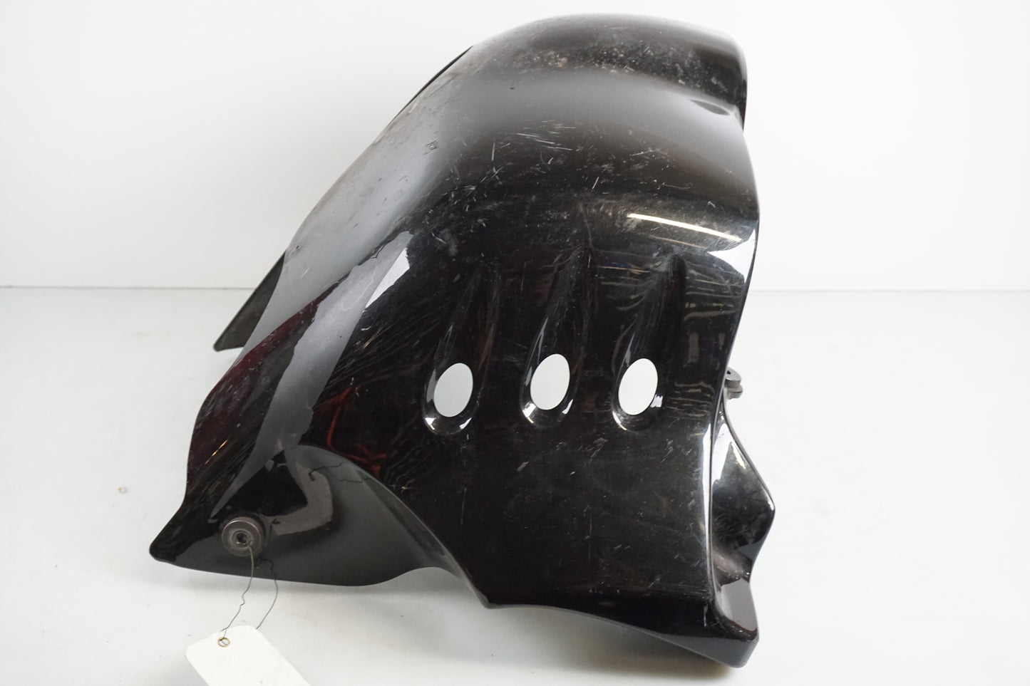 Baksidan på Magkåpa från en Honda XL 1000 V -1999 motorcykel.