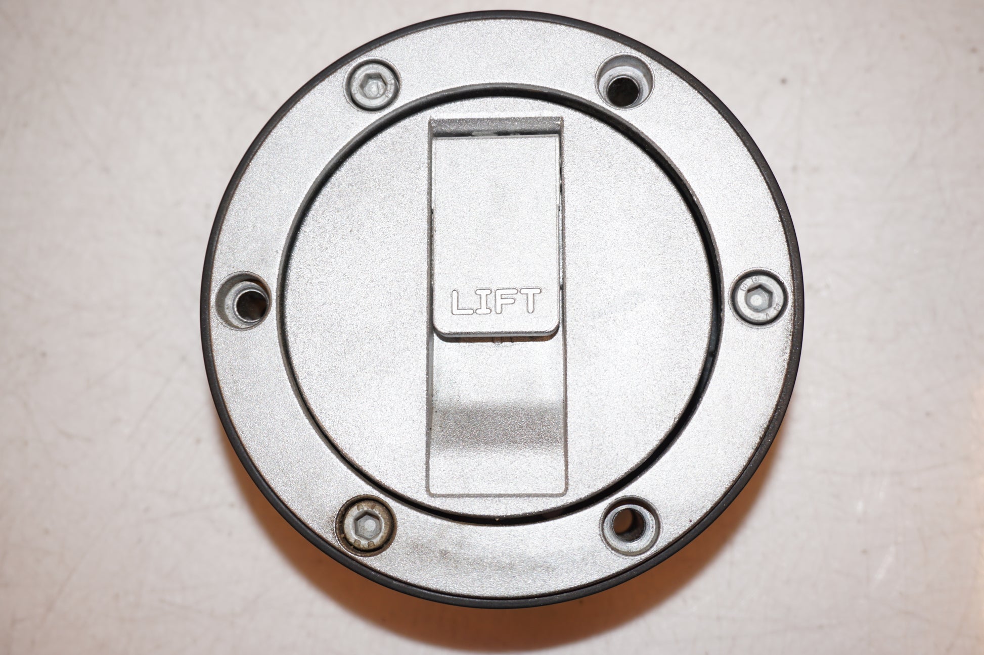 Extrabilder på Låssats från en KTM 990 Adventure -2007 motorcykel.