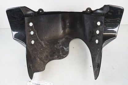 Snett nerifrån på Magkåpa från en Honda XL 1000 V -1999 motorcykel.