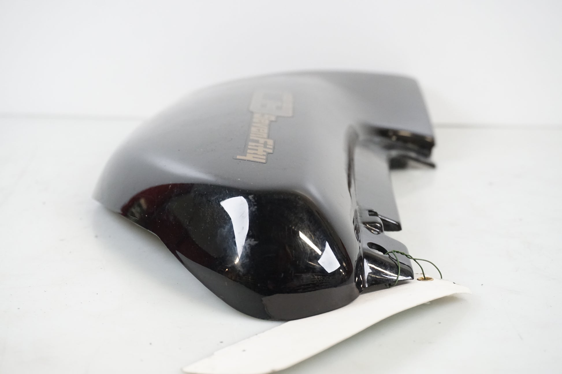 Höger sida på Sidopanel från en Honda CB 750 SF -1999 motorcykel.