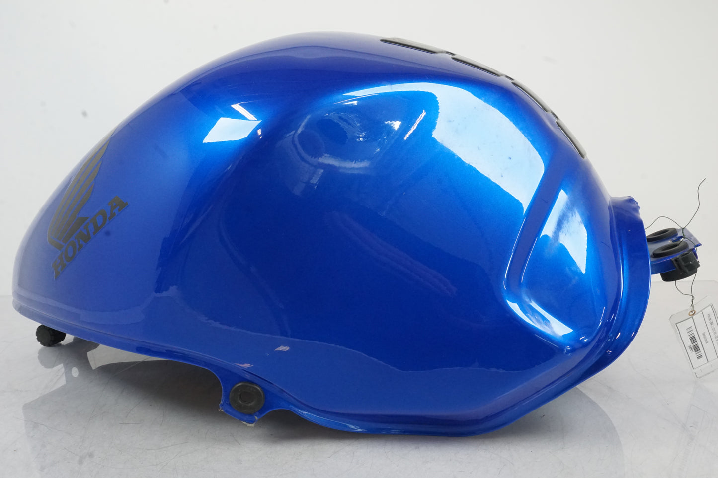 Snett uppifrån på Bensintank från en Honda CBR 1100 XX -2000 motorcykel.