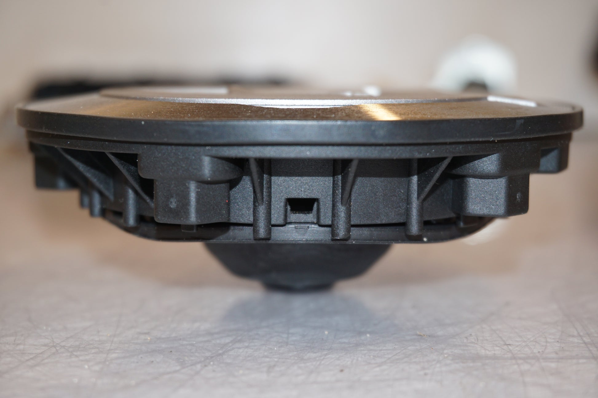 Snett uppifrån på Låssats från en Aprilia Tuono V4R -2018 motorcykel.