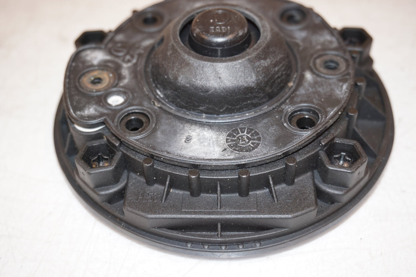 Extrabild3 på Låssats från en Aprilia Tuono V4R -2018 motorcykel.