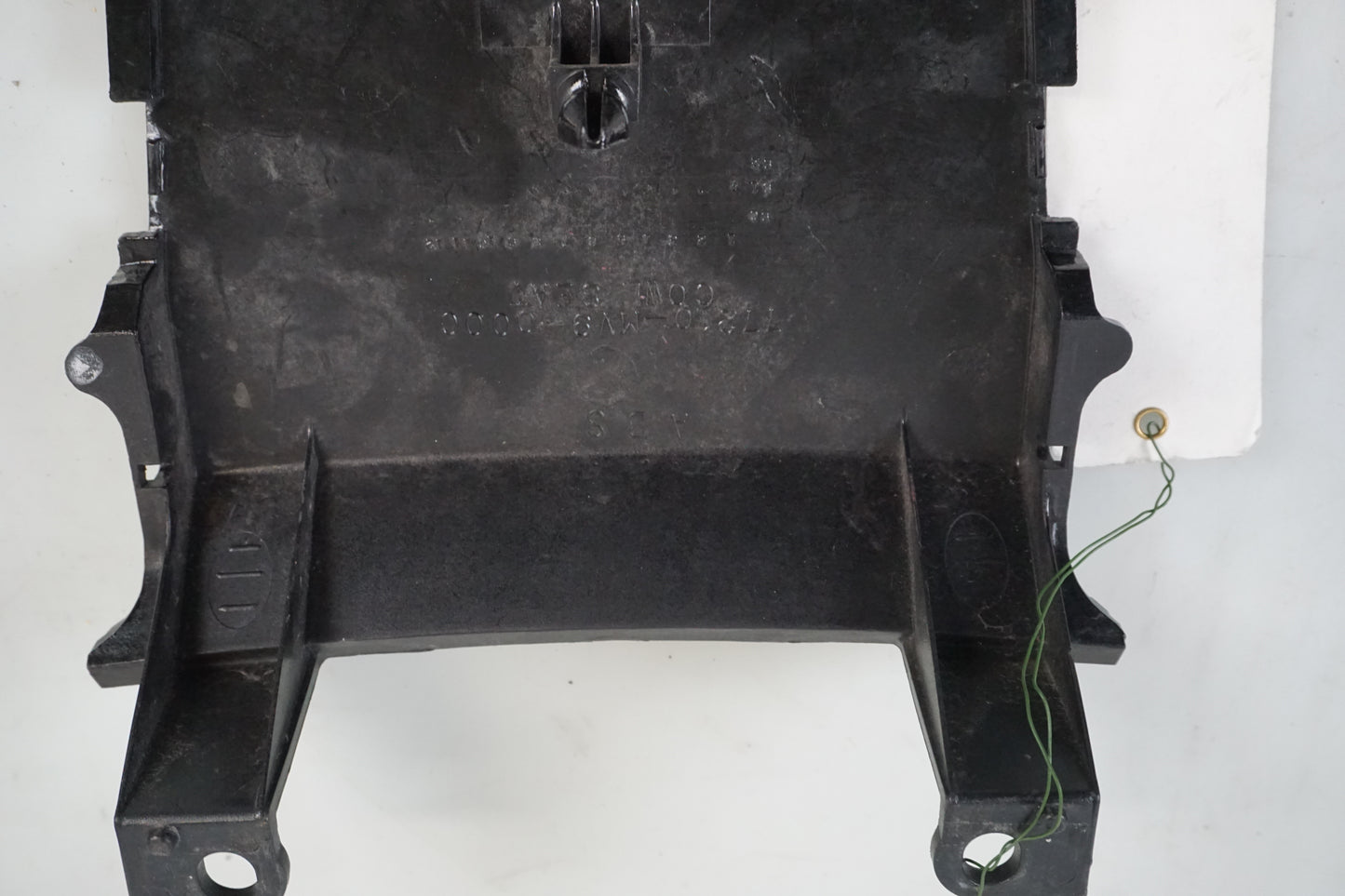 Extrabild1 på Bakvinge från en Honda CBR 600 -1993 motorcykel.