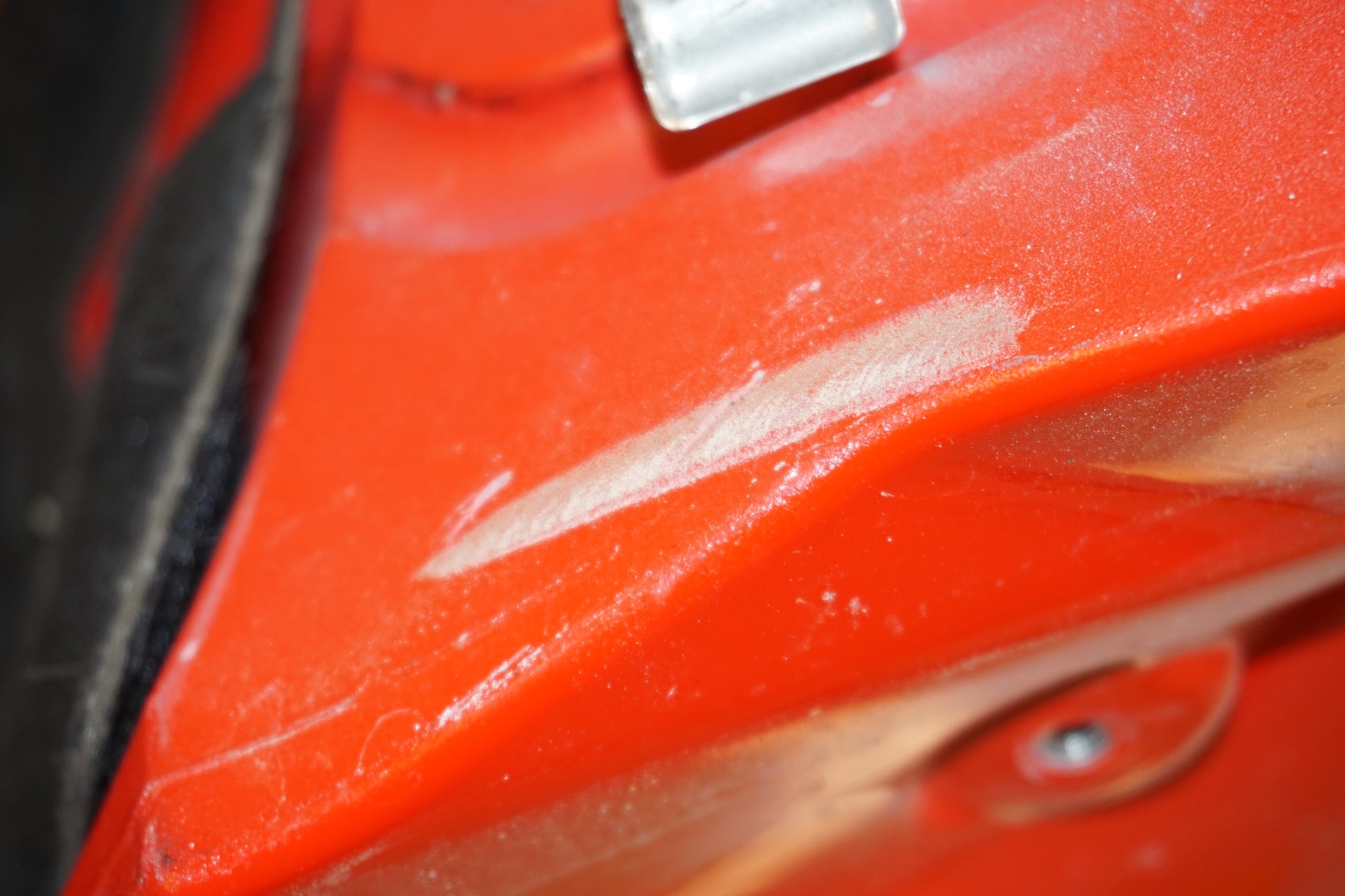 Extrabilder på Bensintank från en Ducati Streetfighter 1098 -2010 motorcykel.