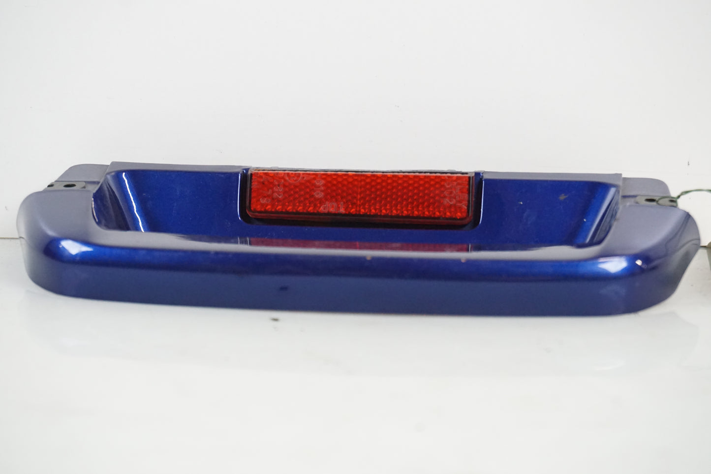 Vänster sida på Plast från en Honda VFR 750 -1995 motorcykel.