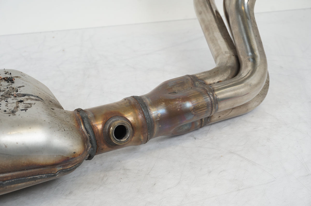 Avgassystem