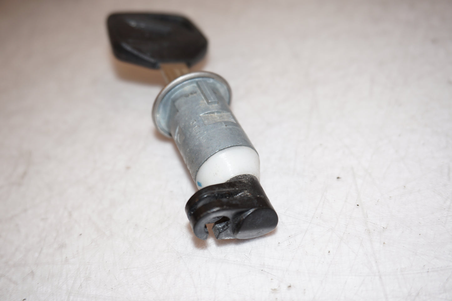 Extrabilder på Låssats från en Honda VTR 1000 F -2001 motorcykel.