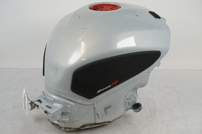 Réservoir à essence