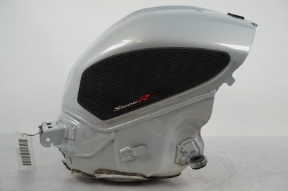 Réservoir à essence