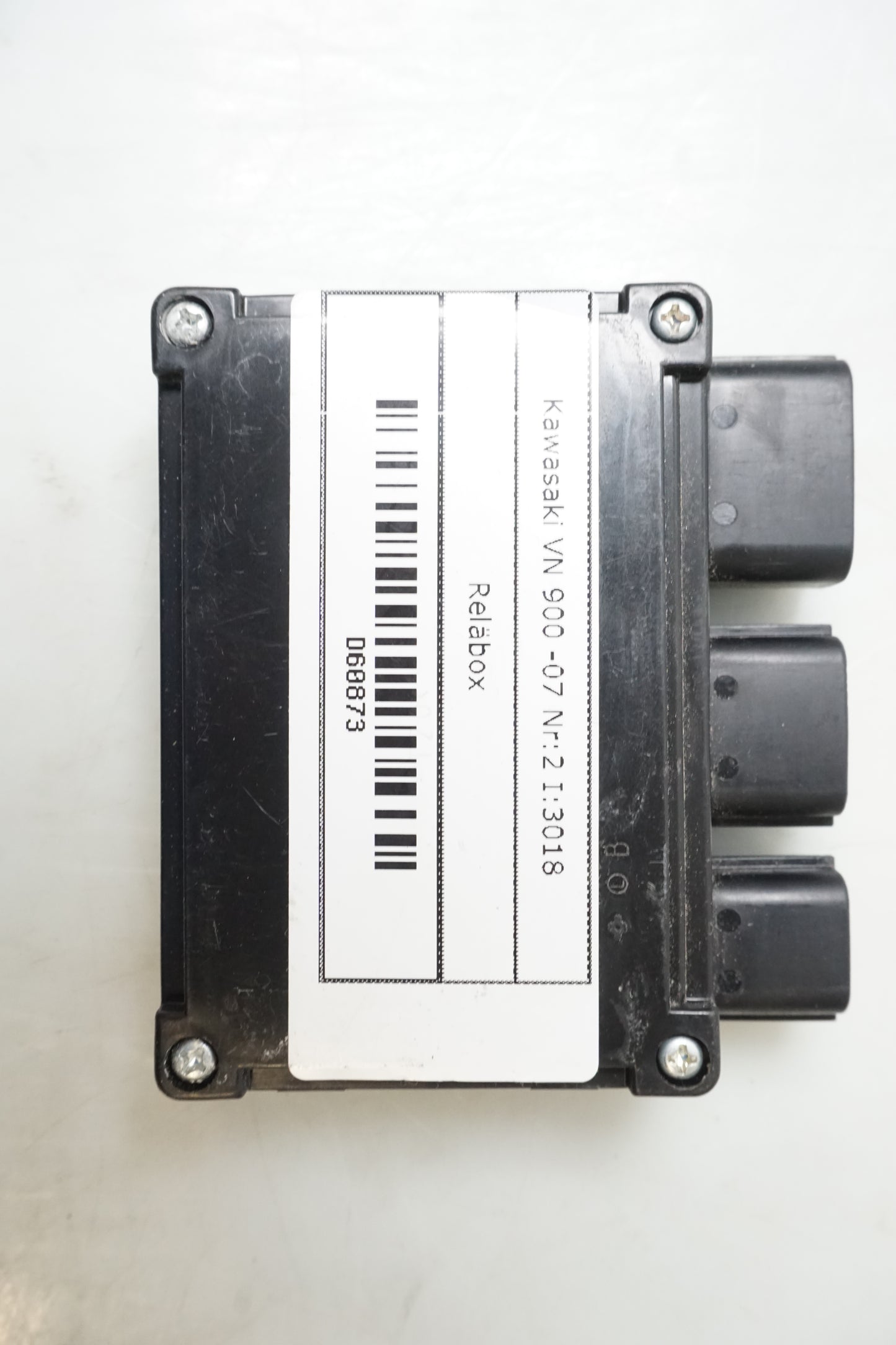 Framsidan på Reläbox från en Kawasaki VN 900 -2007 motorcykel.