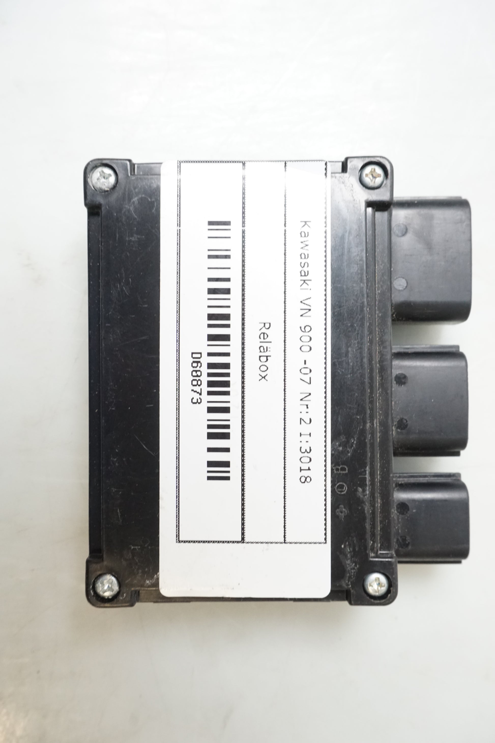 Framsidan på Reläbox från en Kawasaki VN 900 -2007 motorcykel.