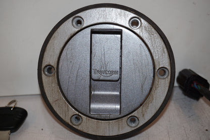 Vänster sida på Låssats från en Triumph Speed Triple -2011 motorcykel.