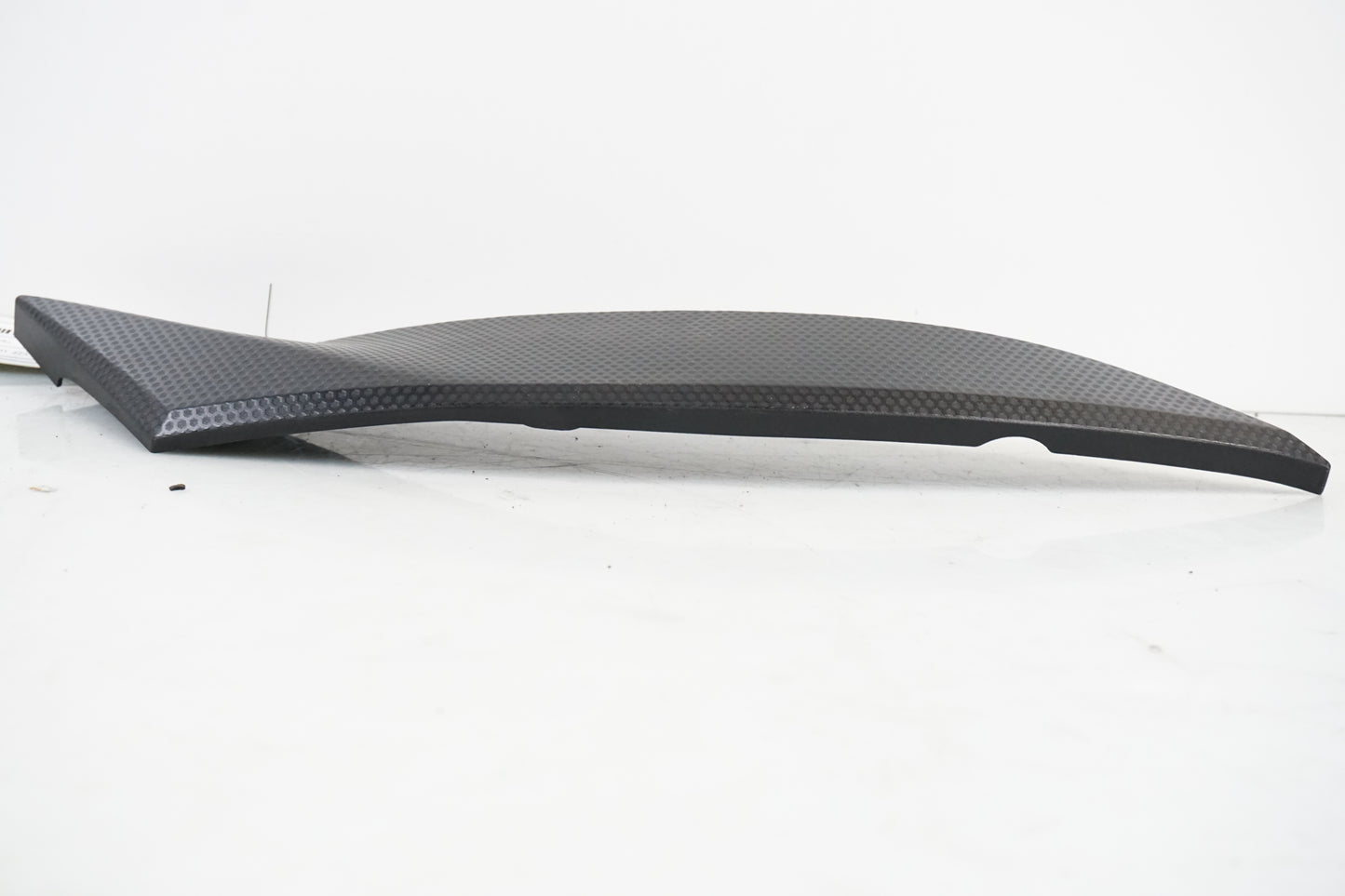 Vänster sida på Bensintankskåpa från en Yamaha YZF 1000 R1 -2005 motorcykel.