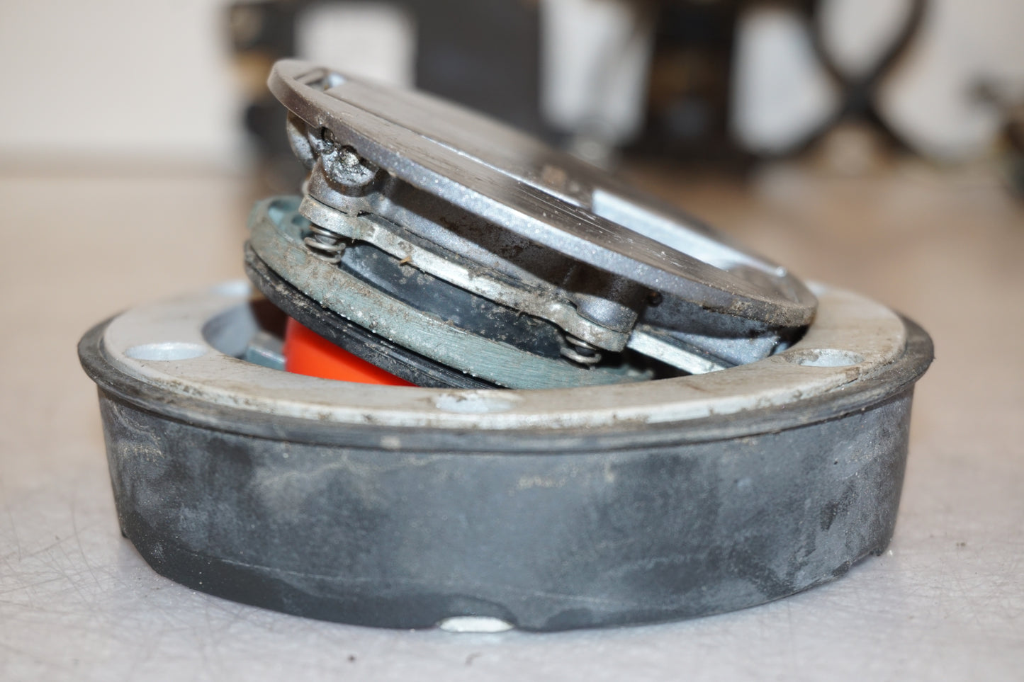 Extrabild4 på Låssats från en Triumph Speed Triple -2011 motorcykel.