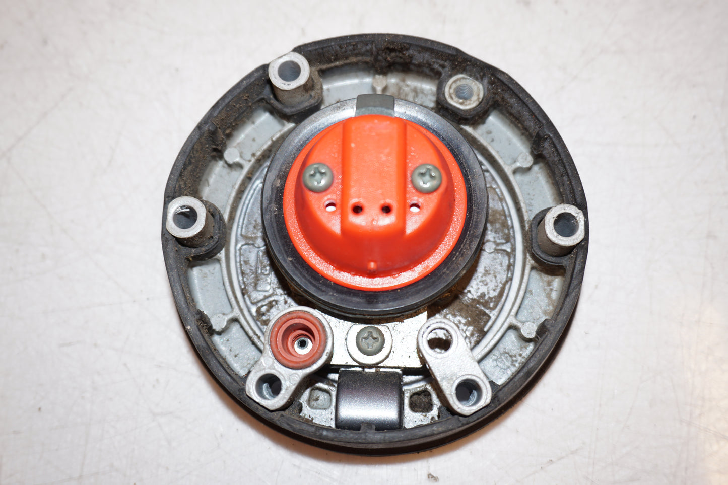 Extrabild7 på Låssats från en Triumph Speed Triple -2011 motorcykel.