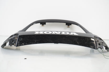 Baksidan på Baklampplast från en Honda CBR 900 RR -1997 motorcykel.