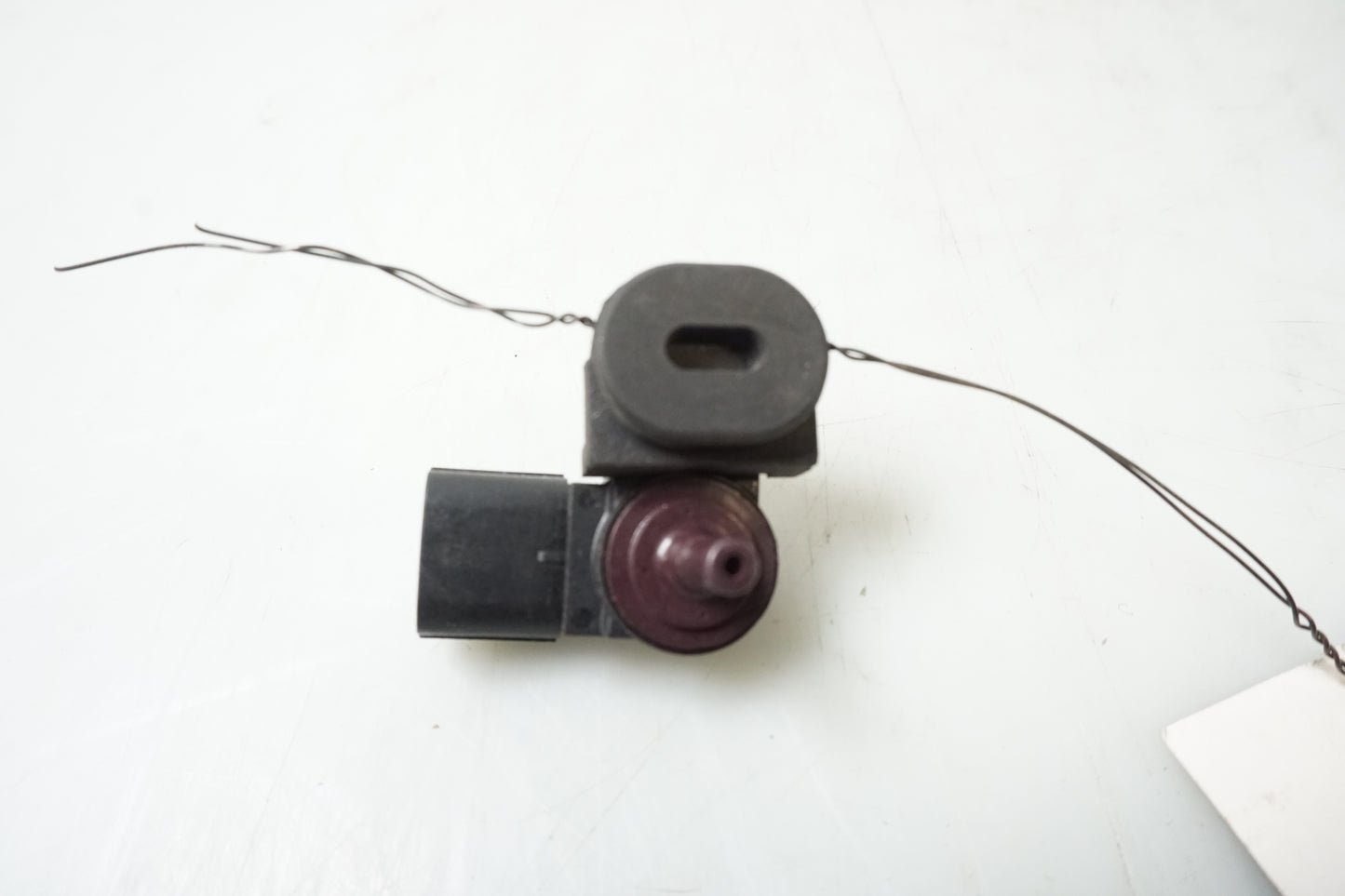 Framsidan på Mapsensor från en Kawasaki Z 800 -2014 motorcykel.