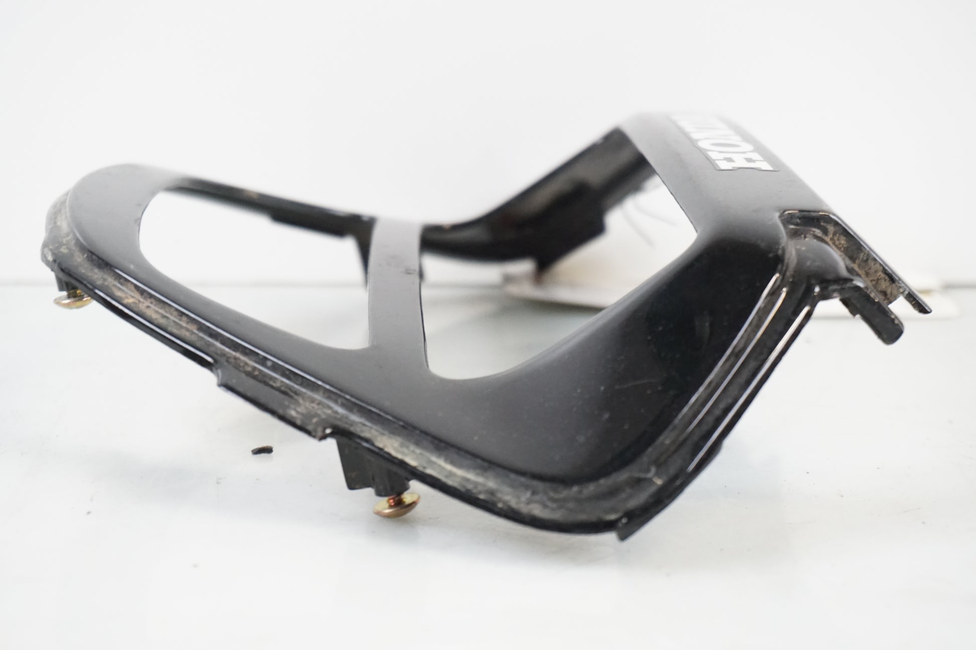 Snett uppifrån på Baklampplast från en Honda CBR 900 RR -1997 motorcykel.