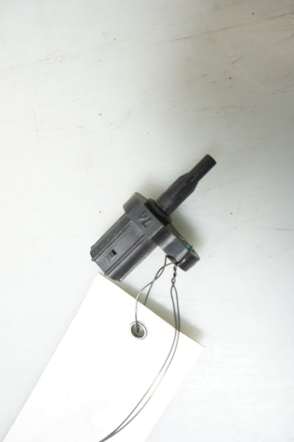 Baksidan på Luftburk från en Kawasaki ER-6N -2010 motorcykel.