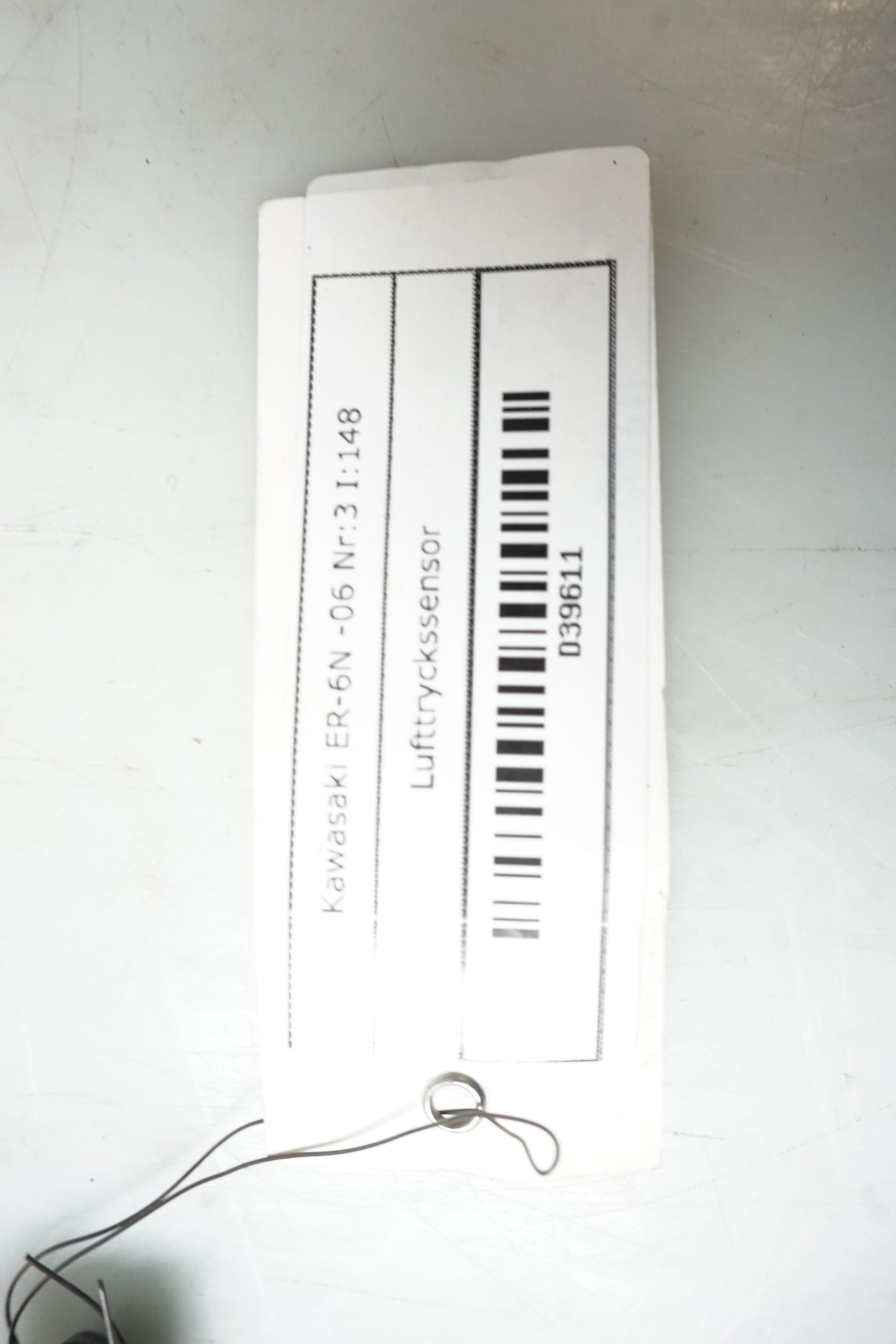 Höger sida på Mapsensor från en Kawasaki ER-6N -2006 motorcykel.