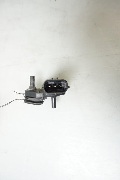 Framsidan på Mapsensor från en Kawasaki ER-6N -2006 motorcykel.