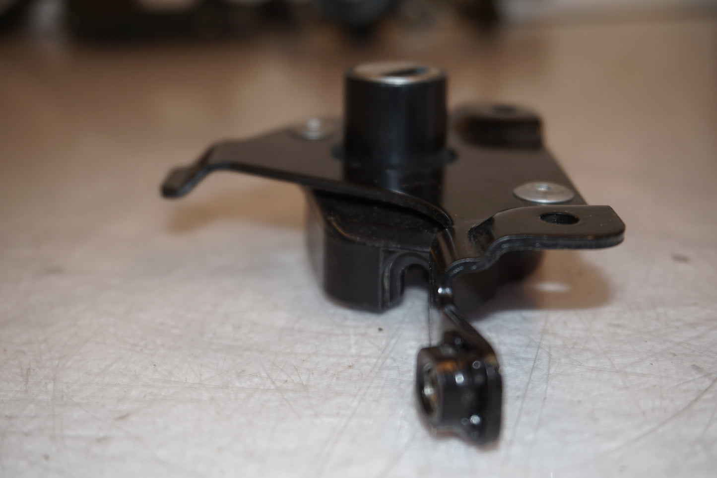 Extrabilder på Låssats från en Triumph Speed Triple -2011 motorcykel.