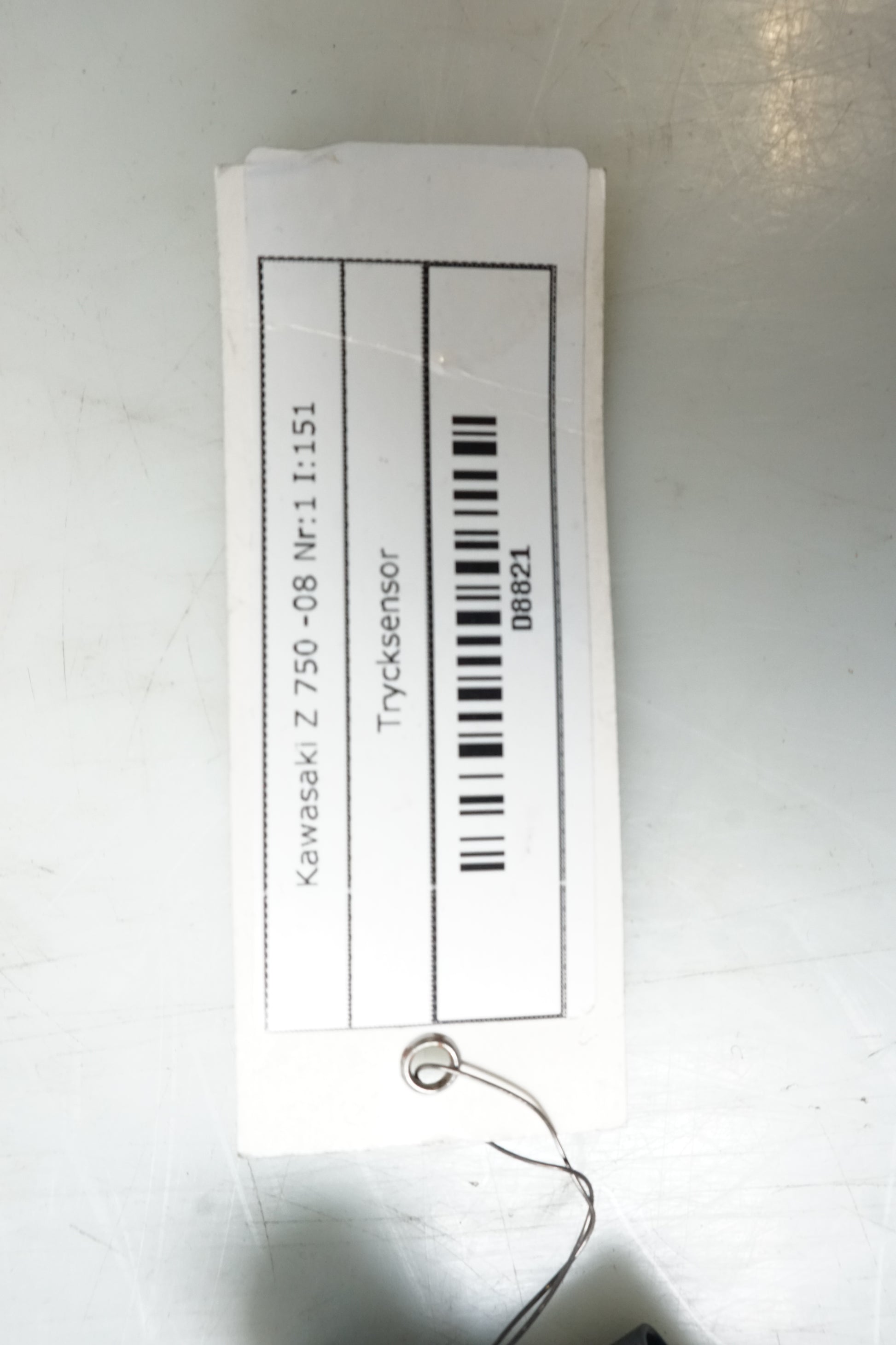 Höger sida på Trycksensor från en Kawasaki Z 750 -2008 motorcykel.