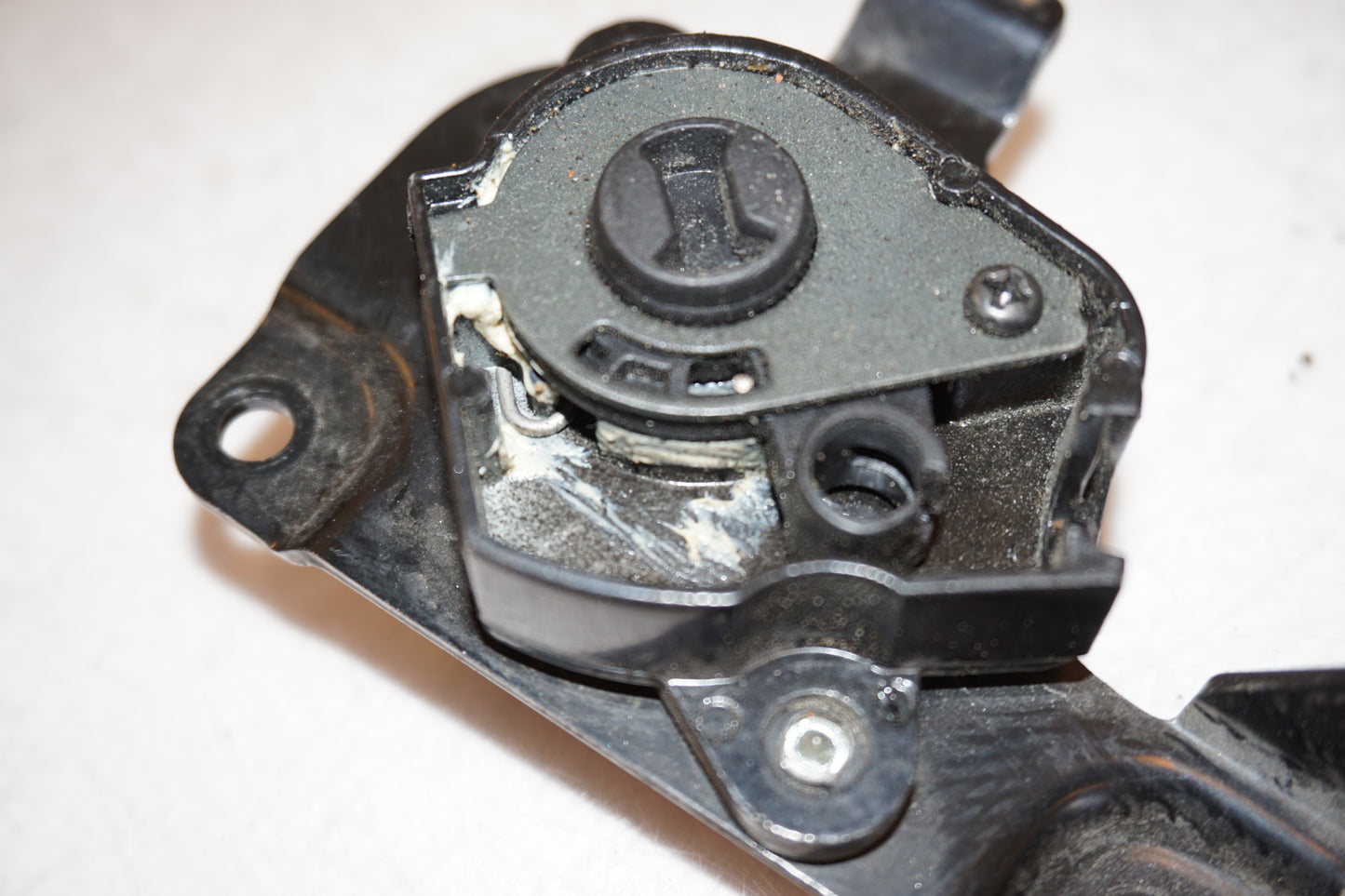 Extrabilder på Låssats från en Triumph Speed Triple -2011 motorcykel.