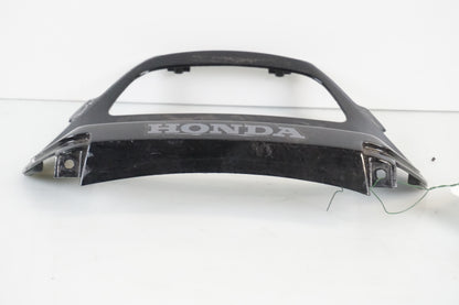 Baksidan på Baklampplast från en Honda CBR 900 RR -1997 motorcykel.