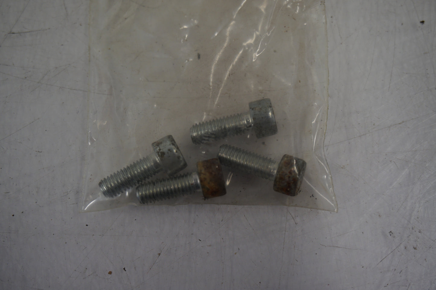 Baksidan på Låssats från en Ducati Scrambler 800 -2016 motorcykel.