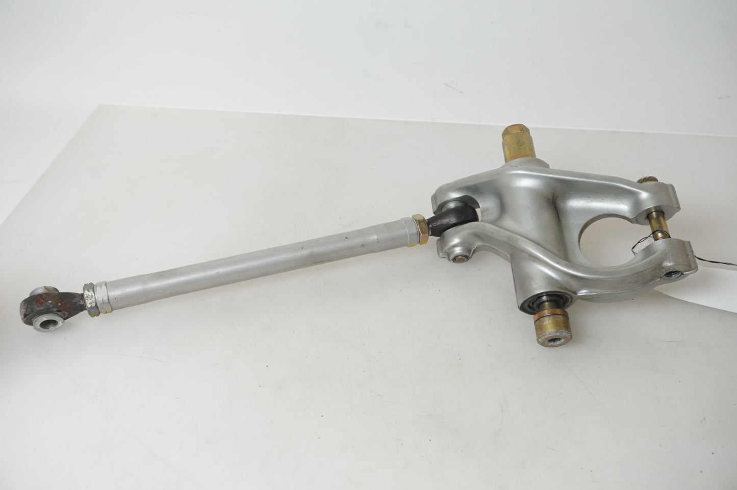 Liaison d'amortisseur