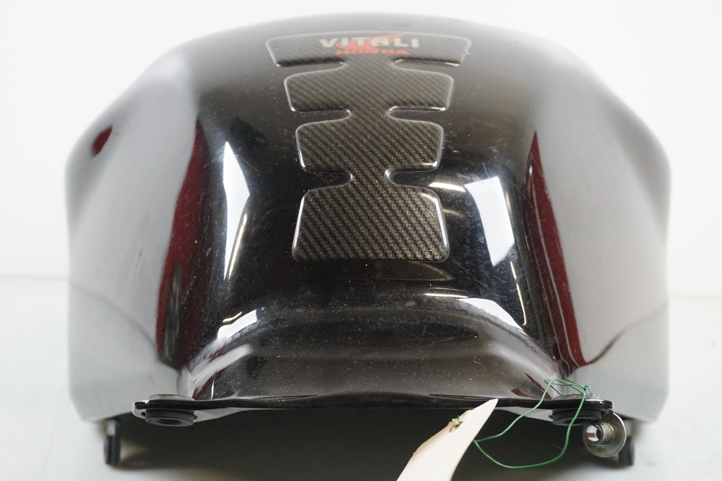 Baksidan på Bensintankskåpa från en Honda CBR 600 RR -2003 motorcykel.