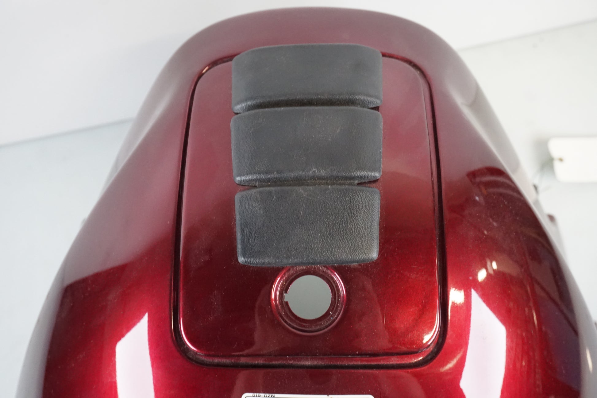 Extrabild2 på Bensintankskåpa från en Honda ST 1100 -1998 motorcykel.